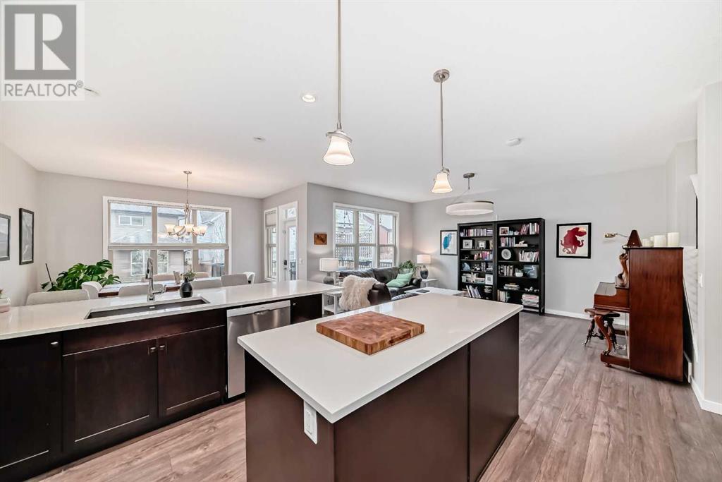 176 Riviera Way, Cochrane