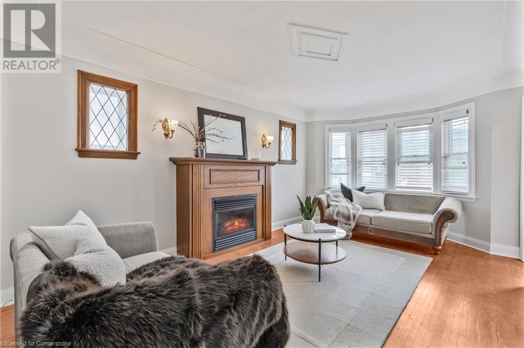 Photo 9 of 187 West 2nd Street, Hamilton ON