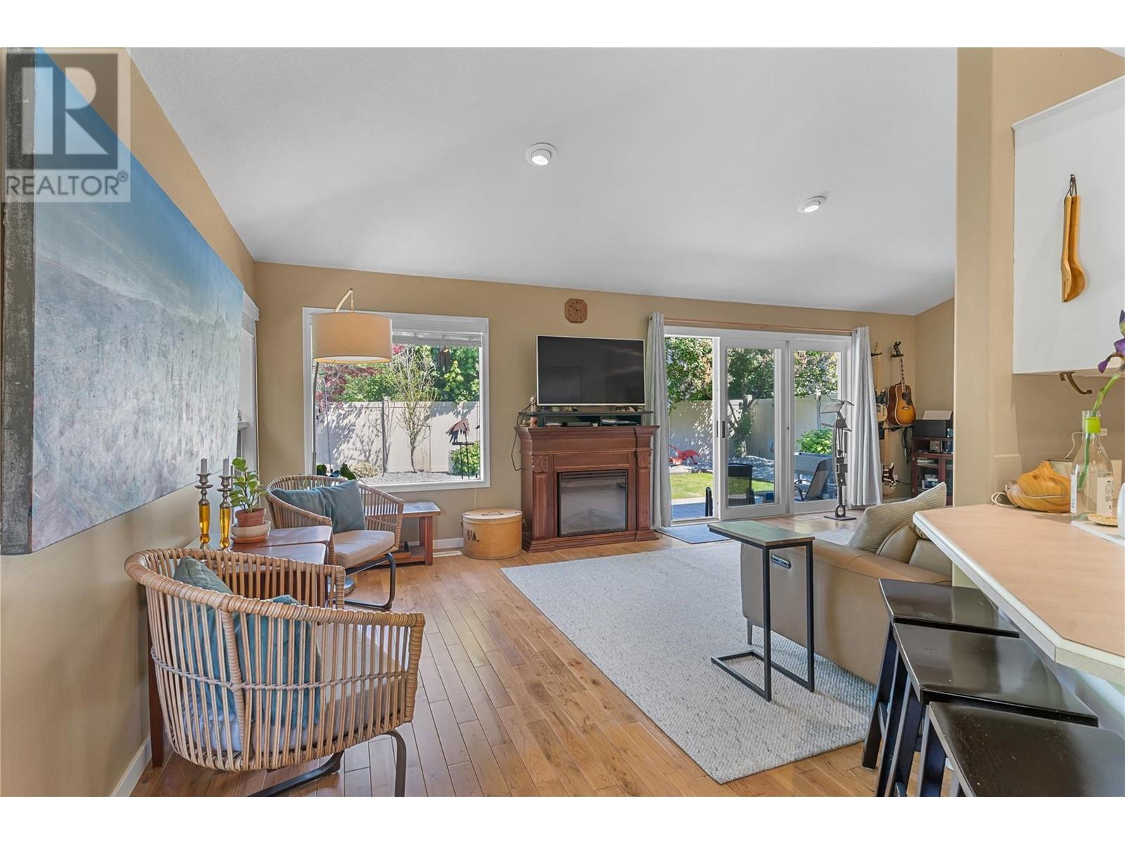 1 4141 Lakeshore Road, Kelowna