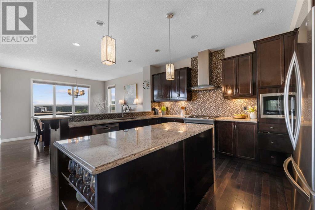 331 Sunset View, Cochrane