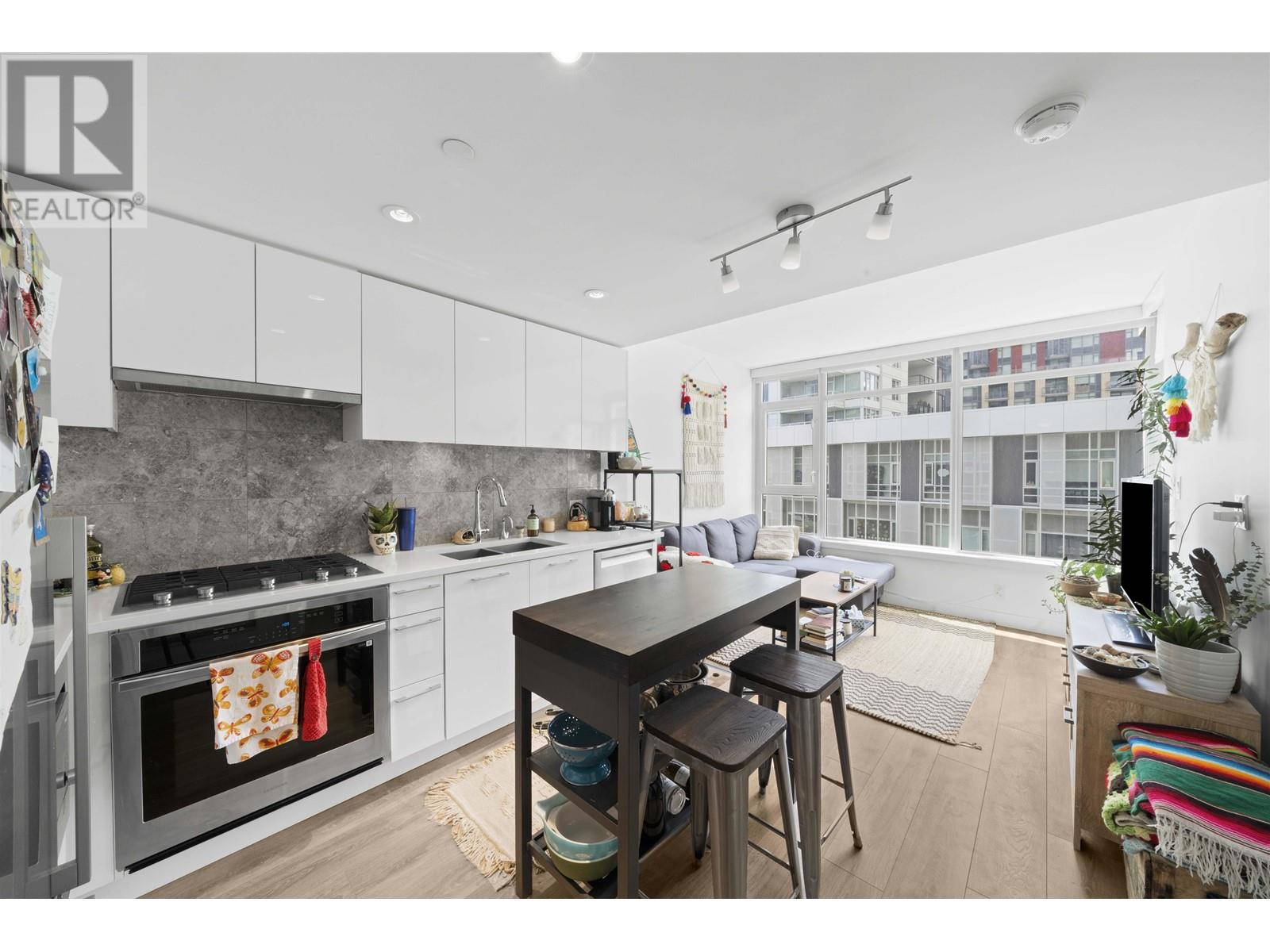 509 8538 RIVER DISTRICT CROSSING, Vancouver real estate listing R3006699
