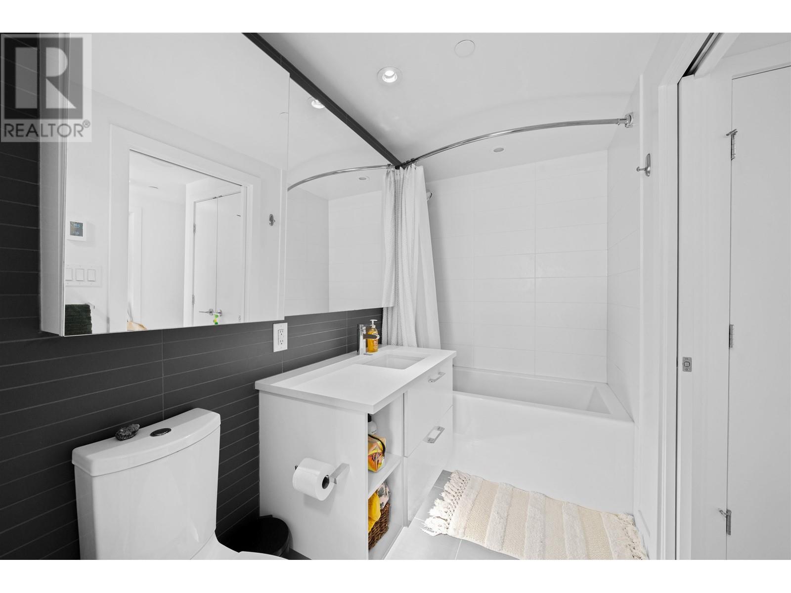 509 8538 RIVER DISTRICT CROSSING, Vancouver real estate listing R3006699