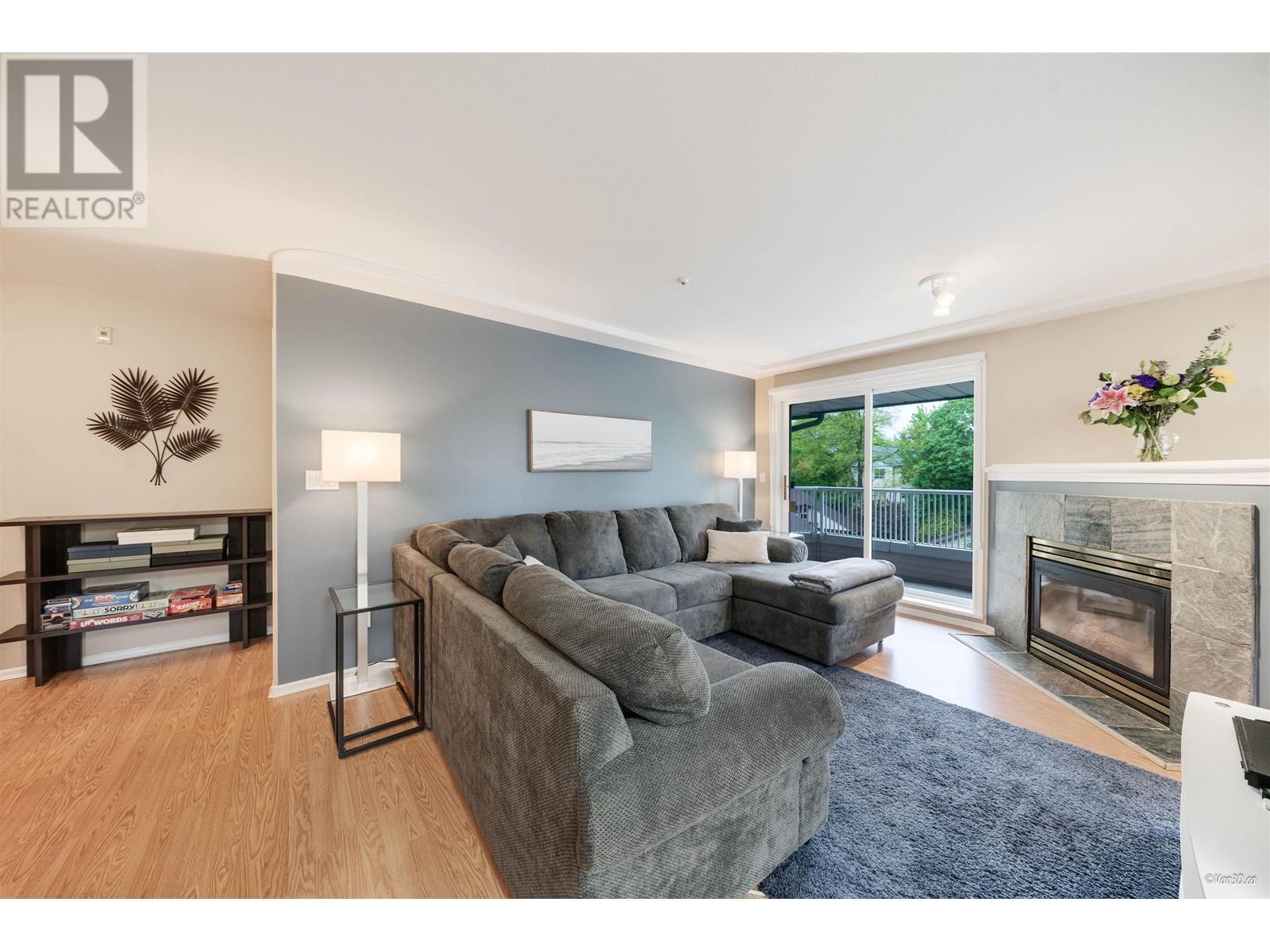 305 11960 HARRIS ROAD, Pitt Meadows real estate listing R3006705