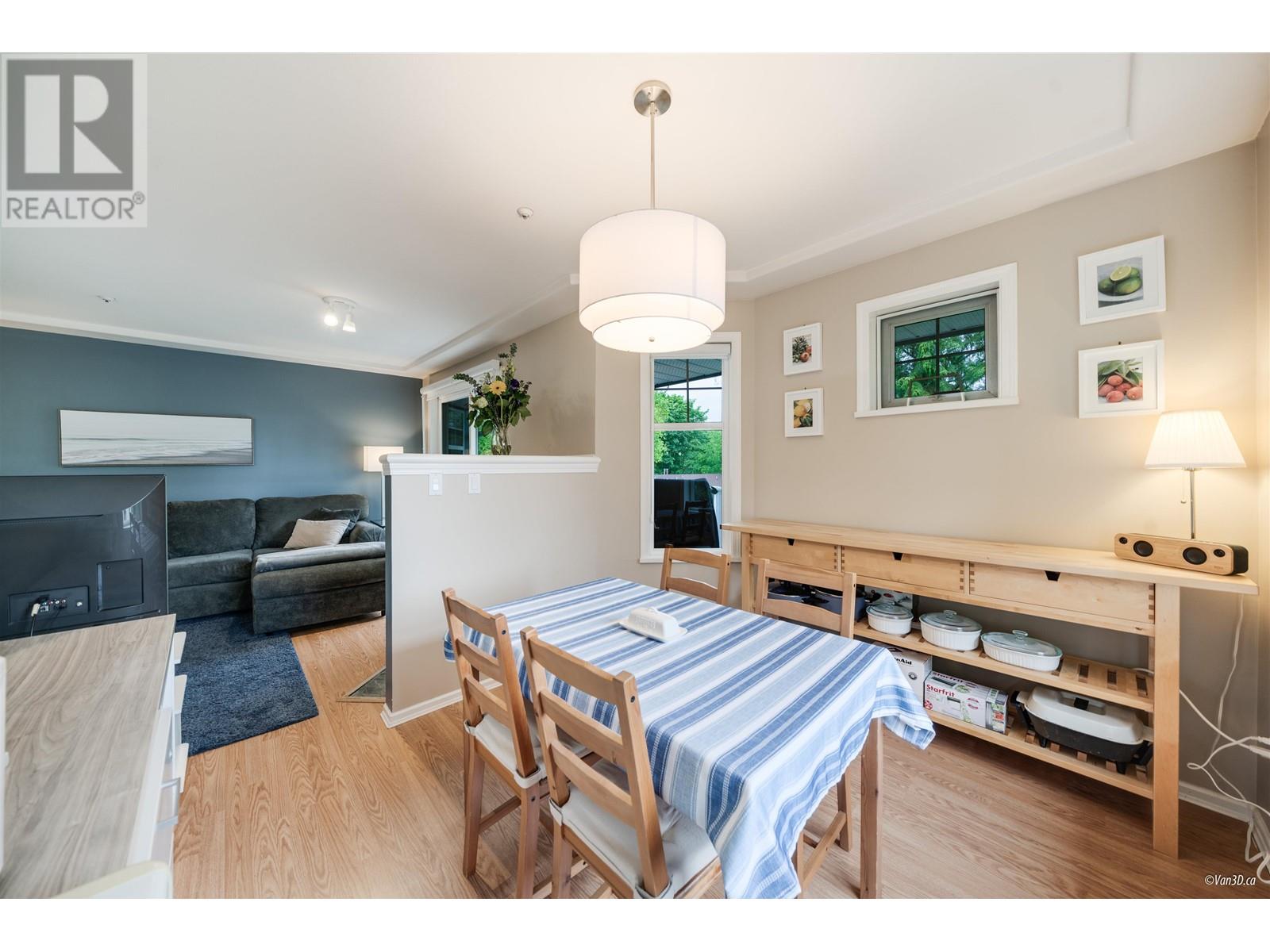 305 11960 HARRIS ROAD, Pitt Meadows real estate listing R3006705