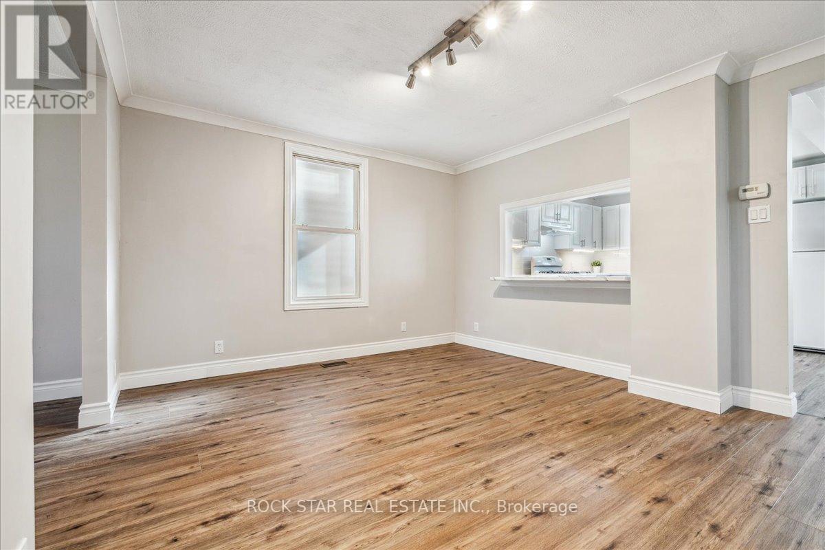 Photo 48 of 223 Weir Street N, Hamilton ON