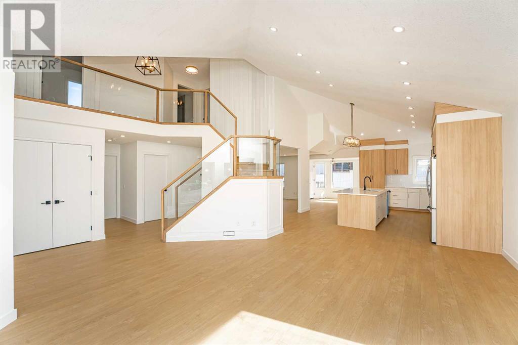 135 Sandringham Road NW, Calgary, Alberta