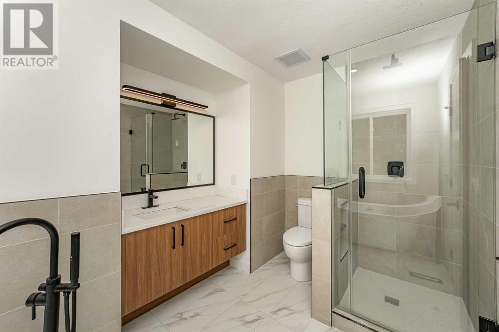 Single Family House for Sale in  Sandringham Road NW Sandstone Valley Calgary 