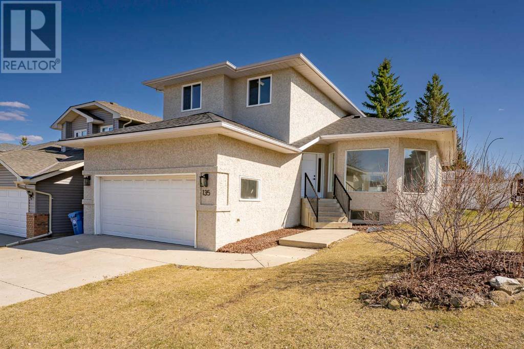 Single Family House for Sale in  Sandringham Road NW Sandstone Valley Calgary 