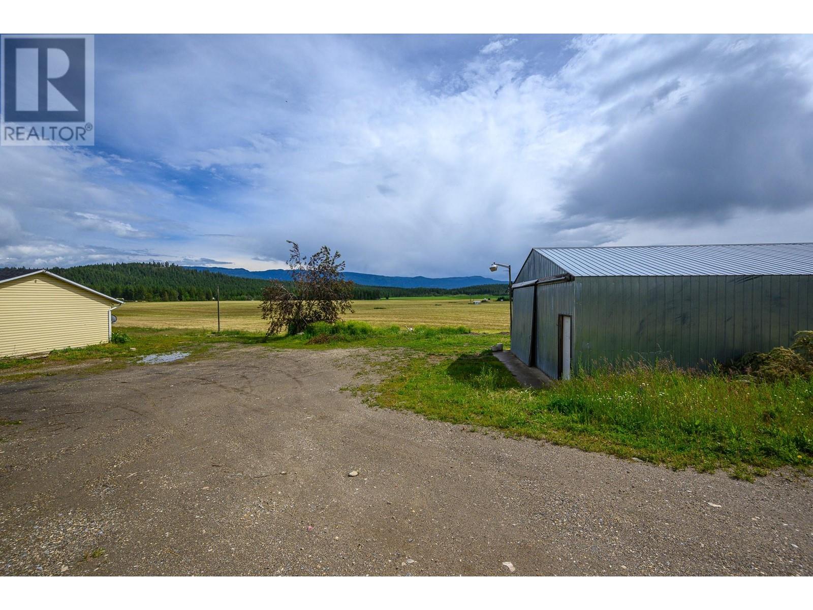  3575 Canyon Road, Spallumcheen