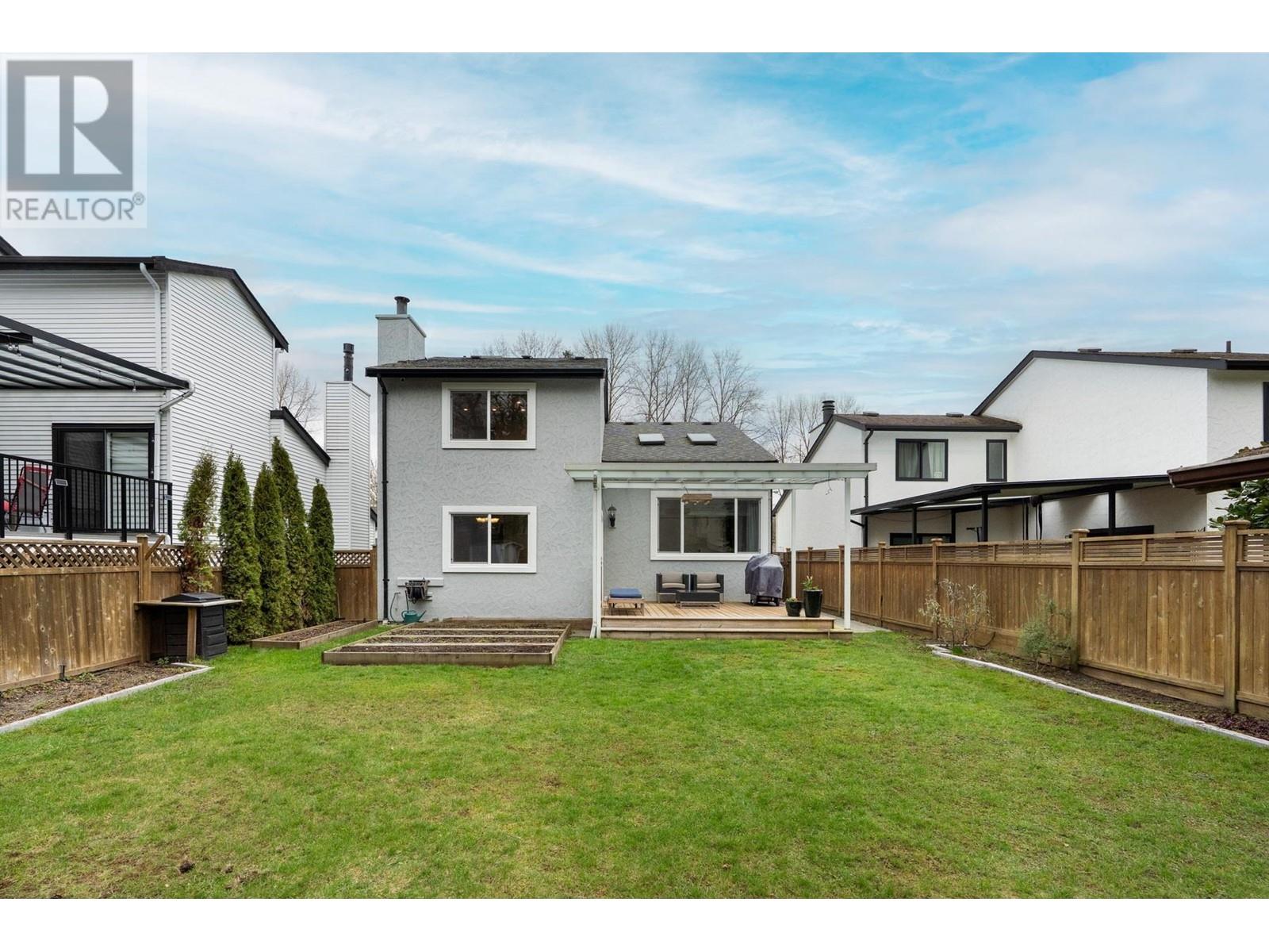 19762 WILDCREST AVENUE, Pitt Meadows real estate listing R2985059