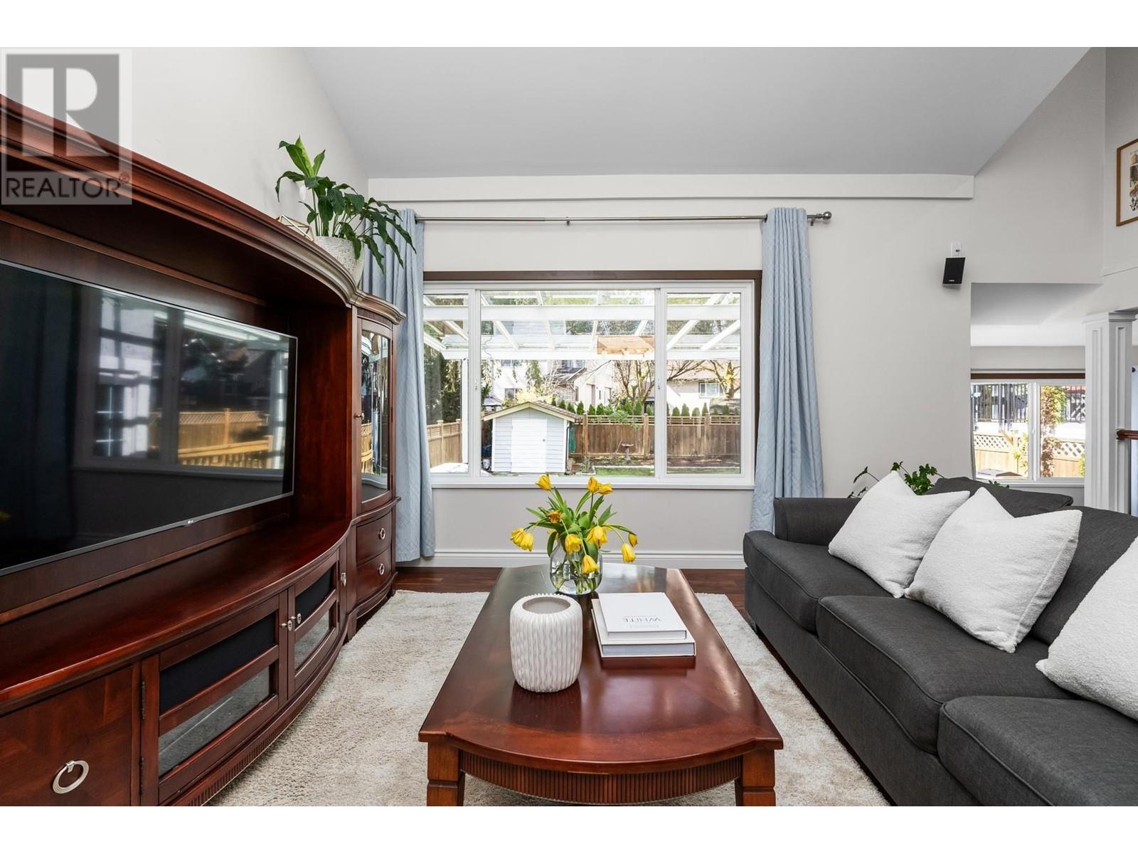 19762 WILDCREST AVENUE, Pitt Meadows real estate listing R2985059