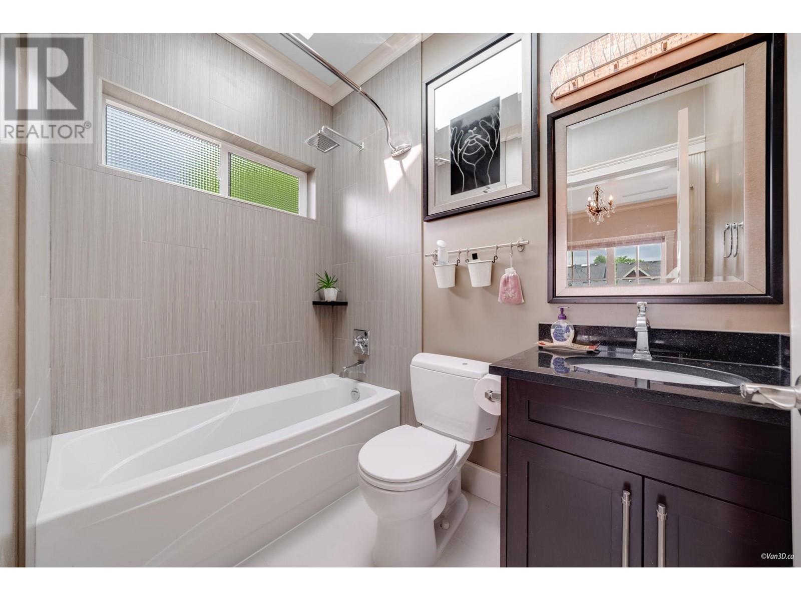 Photo 25 of 3562 W 22nd Avenue, Vancouver BC