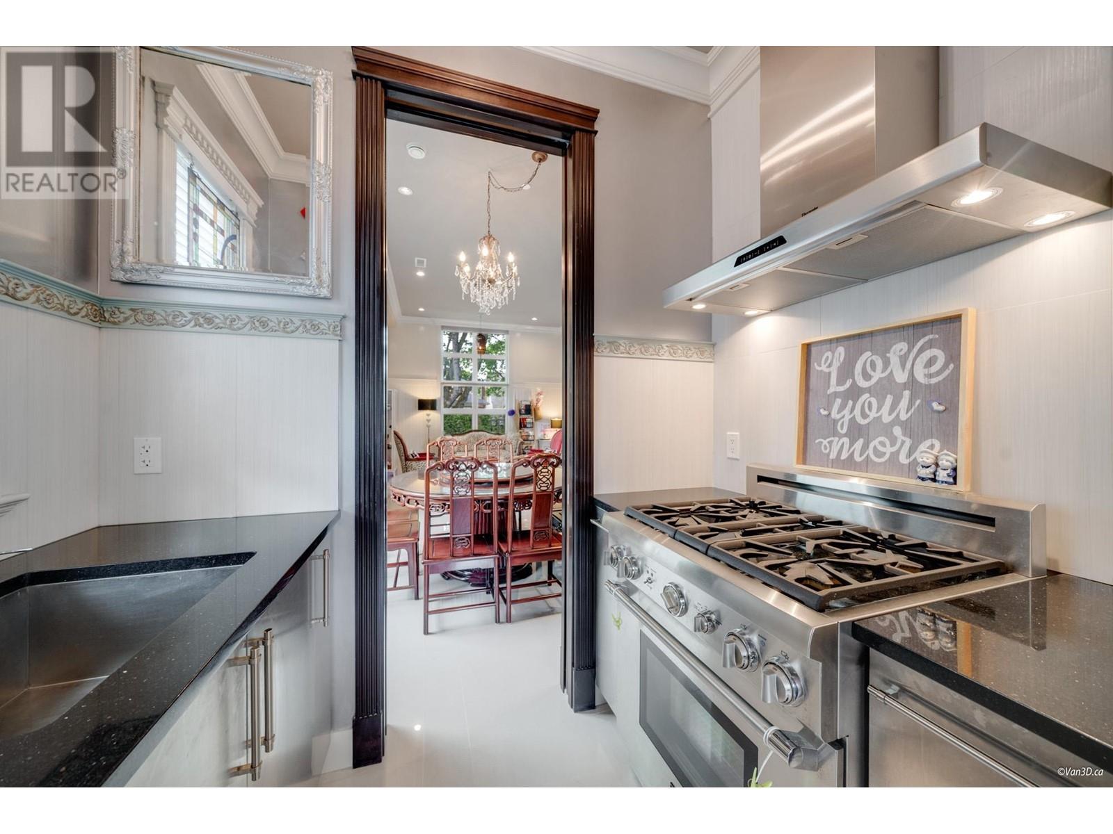 Photo 11 of 3562 W 22nd Avenue, Vancouver BC