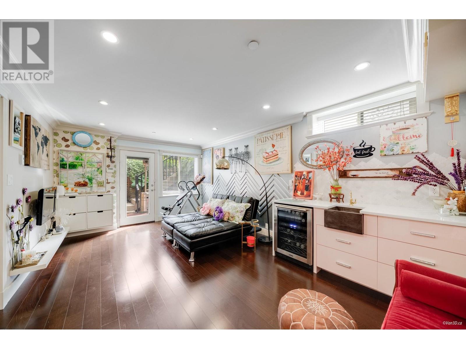 Photo 31 of 3562 W 22nd Avenue, Vancouver BC