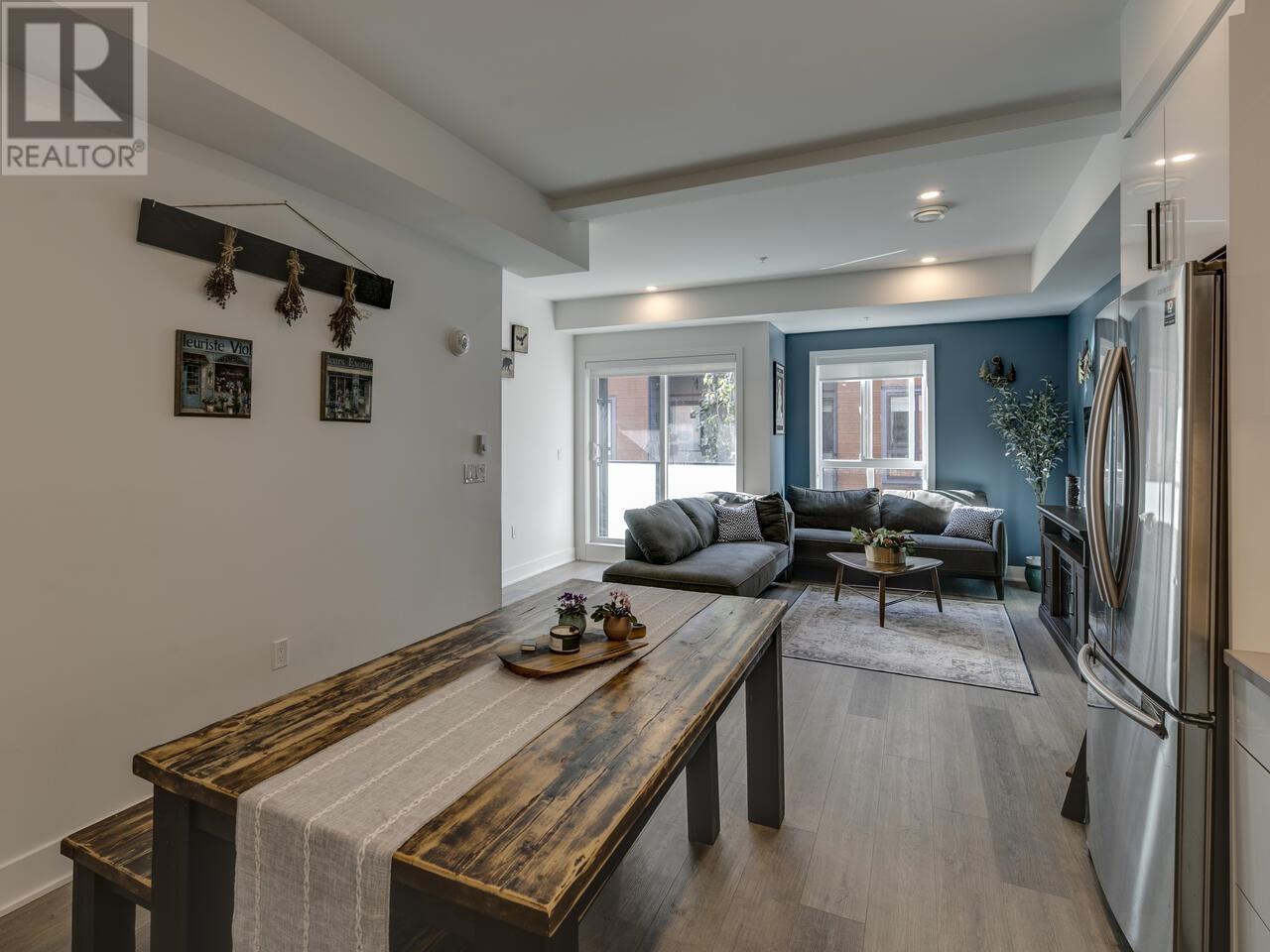 204 37842 THIRD AVENUE, Squamish real estate listing R2992171