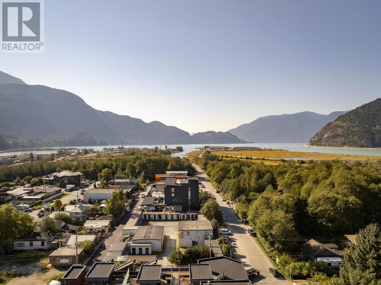 204 37842 THIRD AVENUE, Squamish real estate listing R2992171