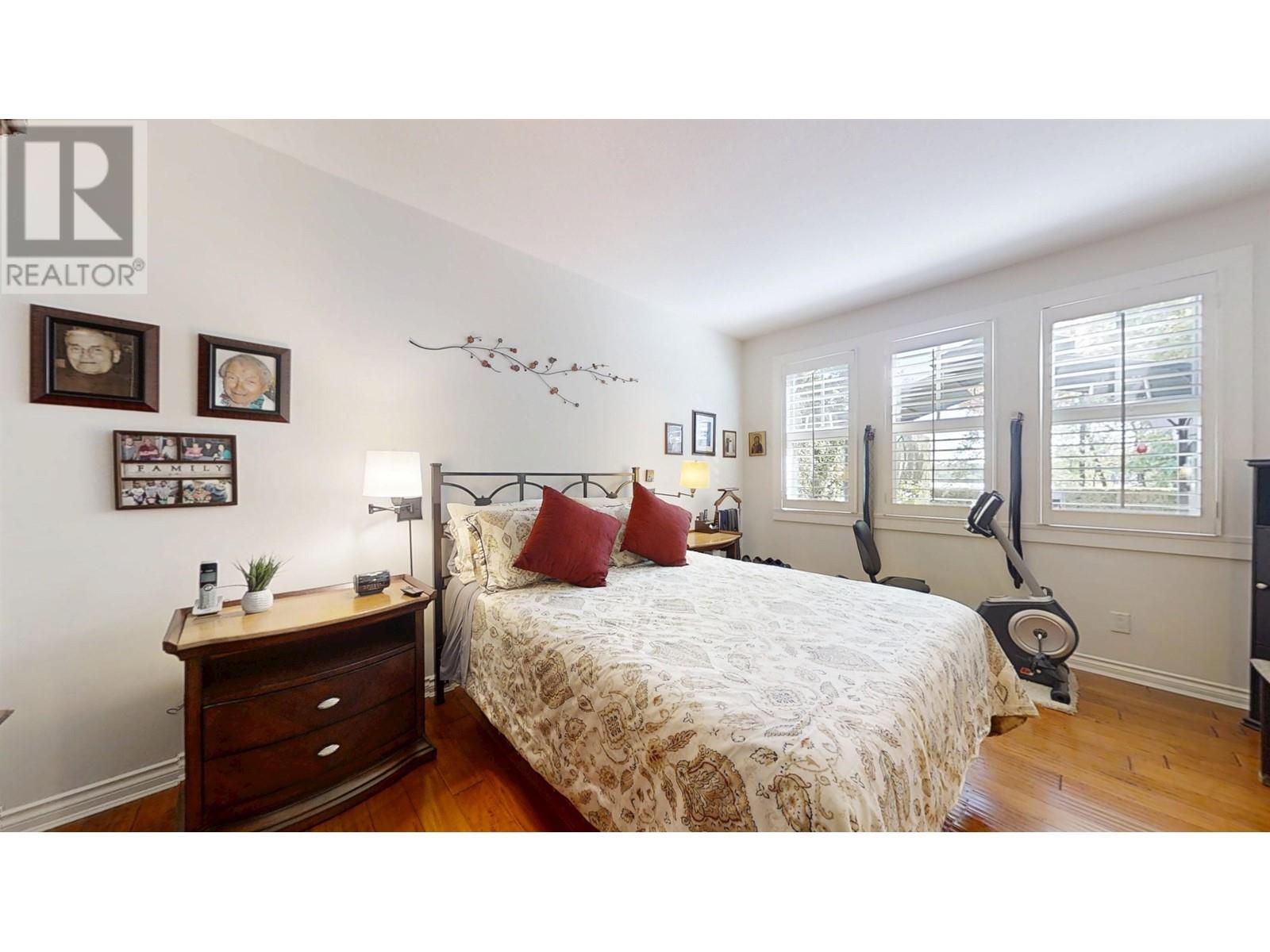 52 19452 FRASER WAY, Pitt Meadows