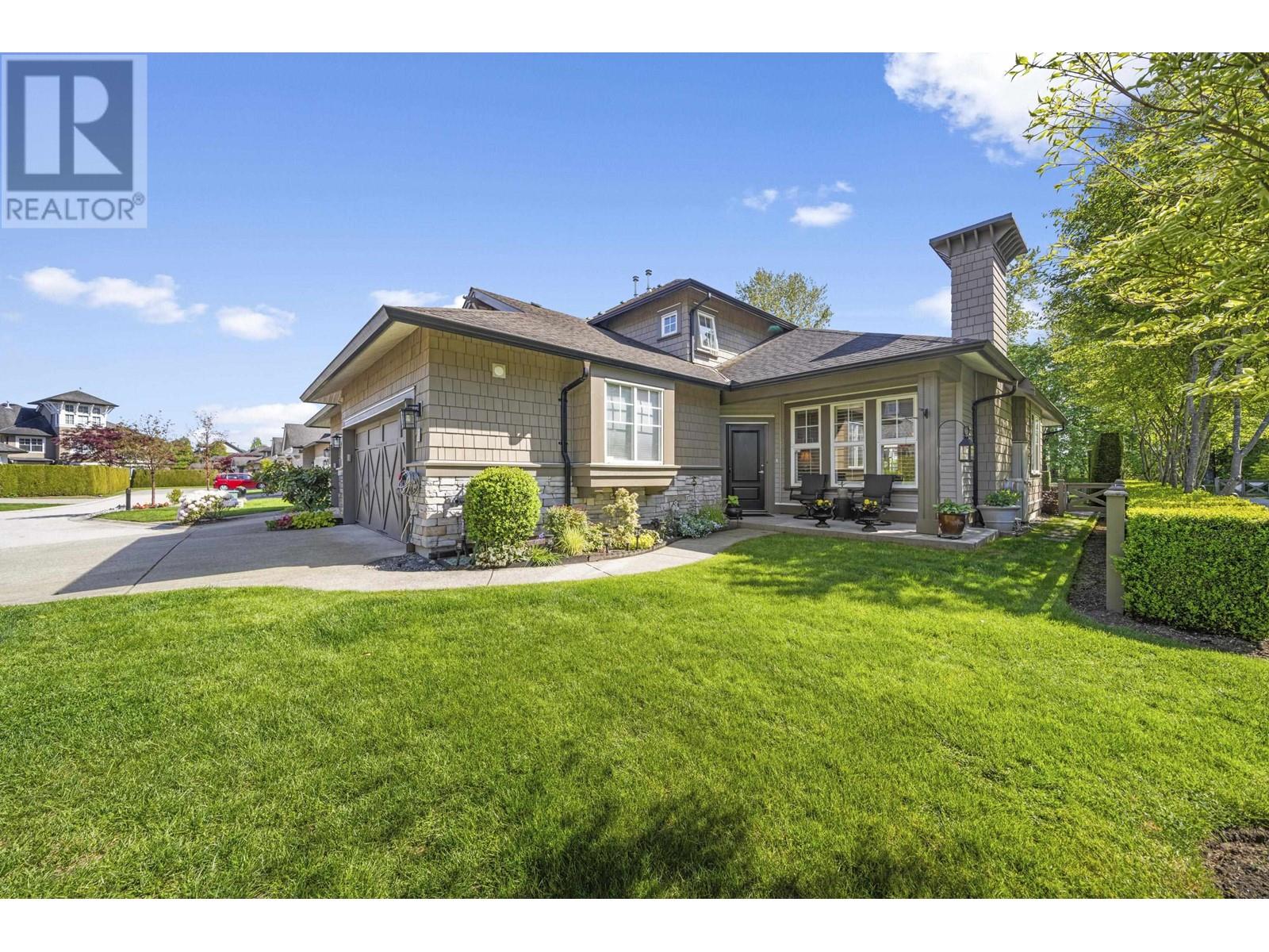 52 19452 FRASER WAY, Pitt Meadows