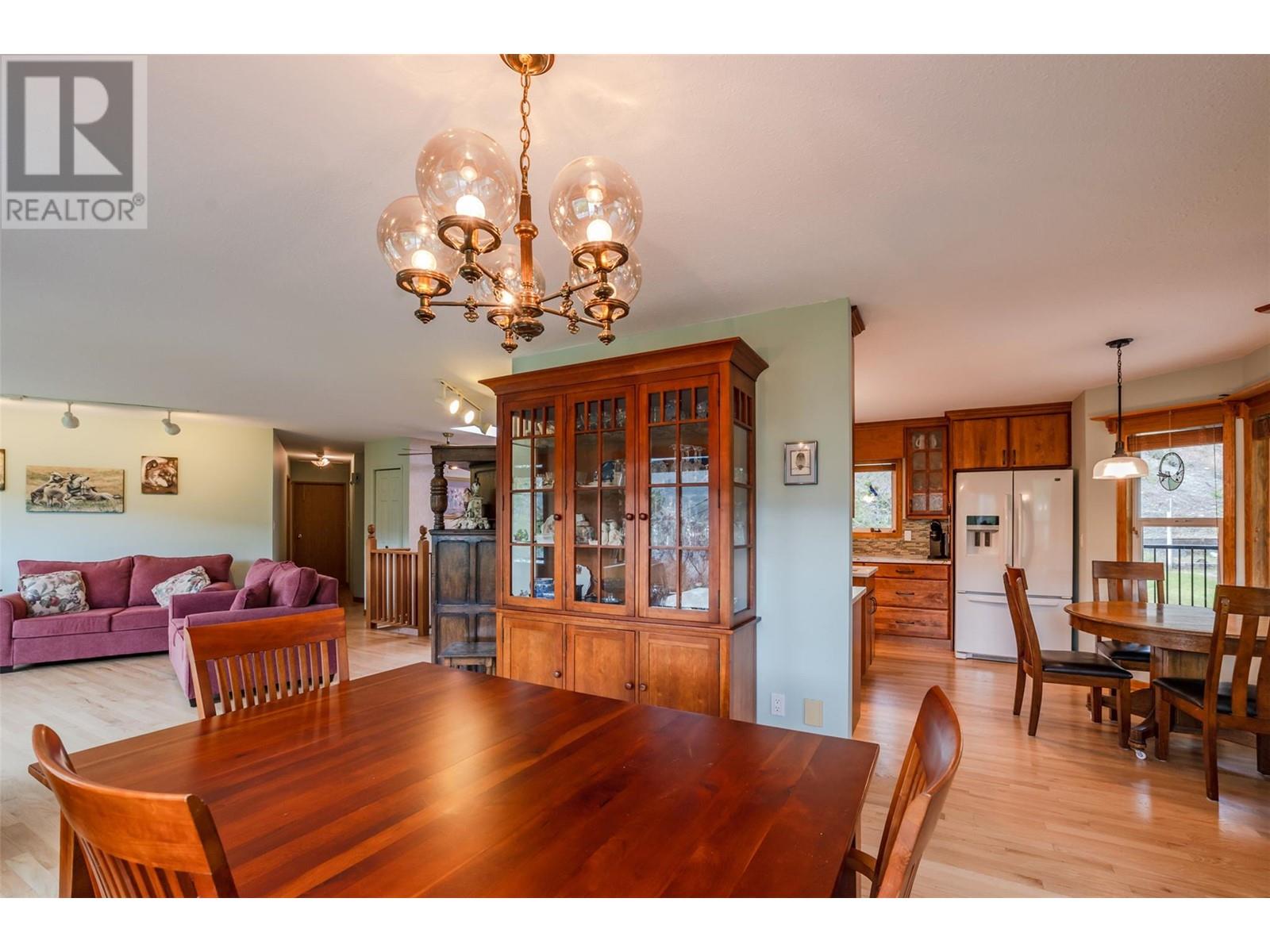 331 EASTSIDE Road, Okanagan Falls