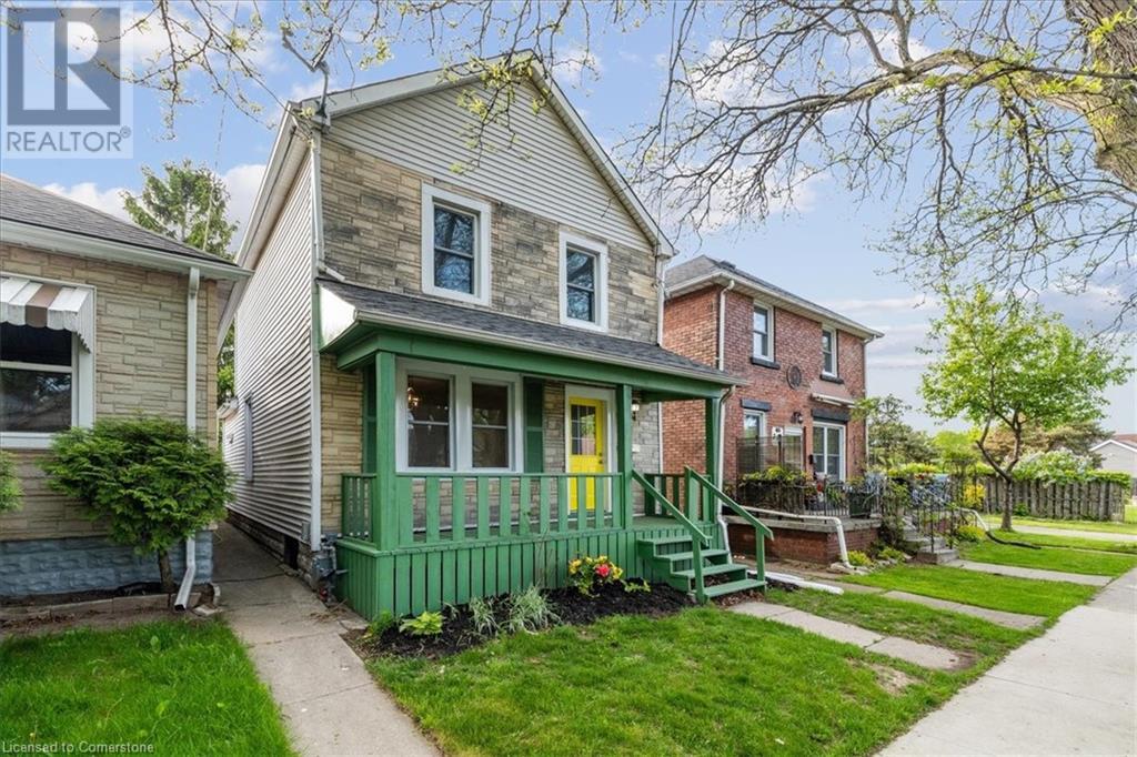 Photo 2 of 223 Weir Street N, Hamilton ON