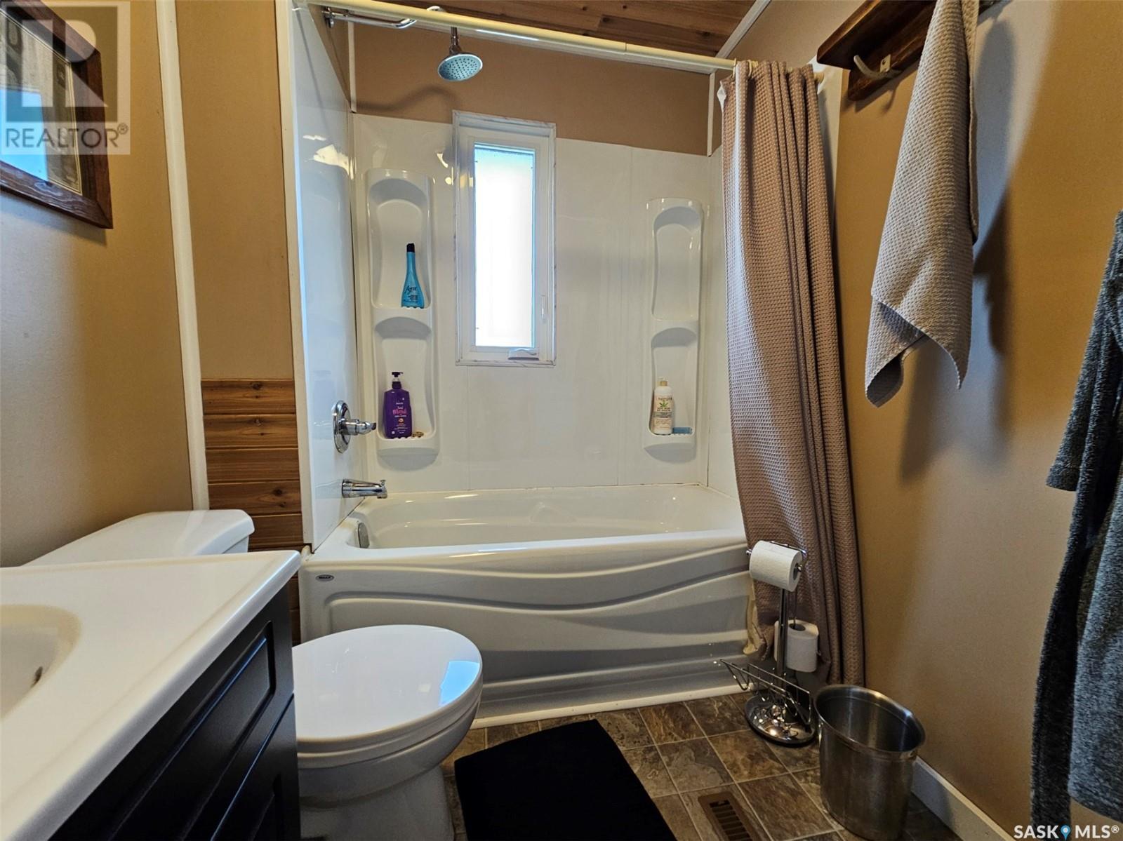 Photo 13 of 132 Centennial Street, Swift Current Rm No 137 SK