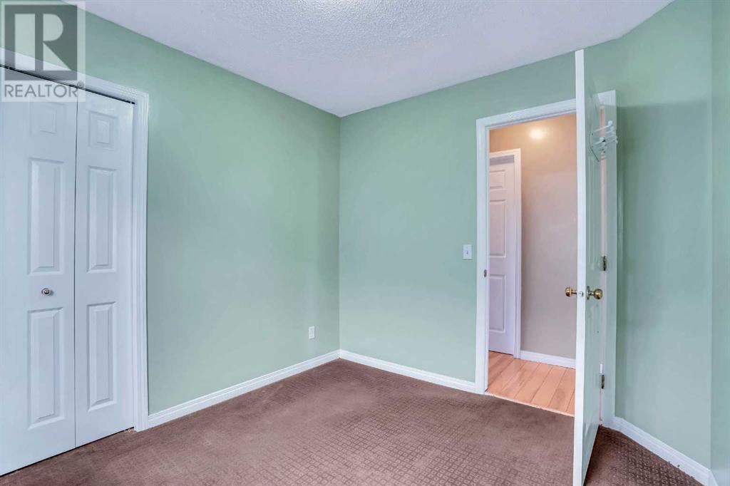 Single Family House Bi-level for Sale in  Taracove Road NE Taradale Calgary 