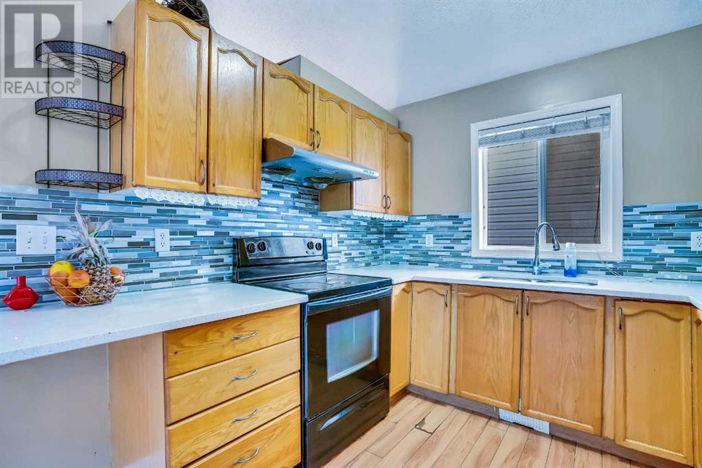 Single Family House Bi-level for Sale in  Taracove Road NE Taradale Calgary 
