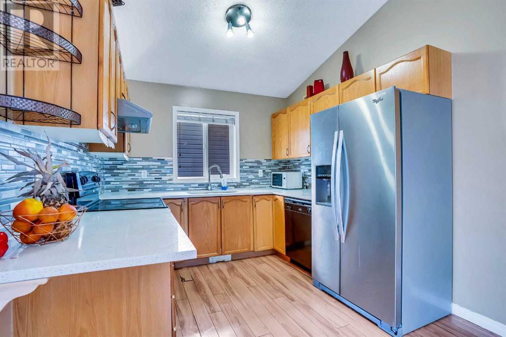Single Family House Bi-level for Sale in  Taracove Road NE Taradale Calgary 