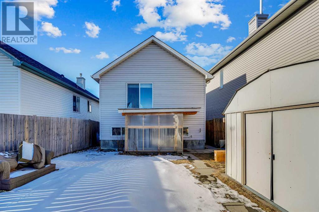 Single Family House Bi-level for Sale in  Taracove Road NE Taradale Calgary 
