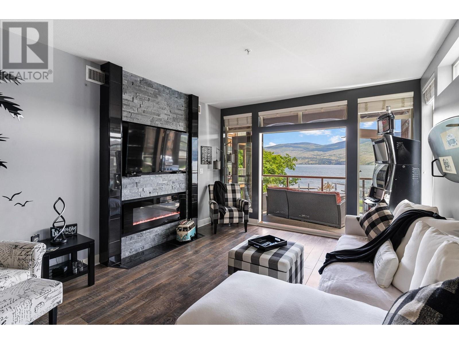 311 4205 Gellatly Road, West Kelowna