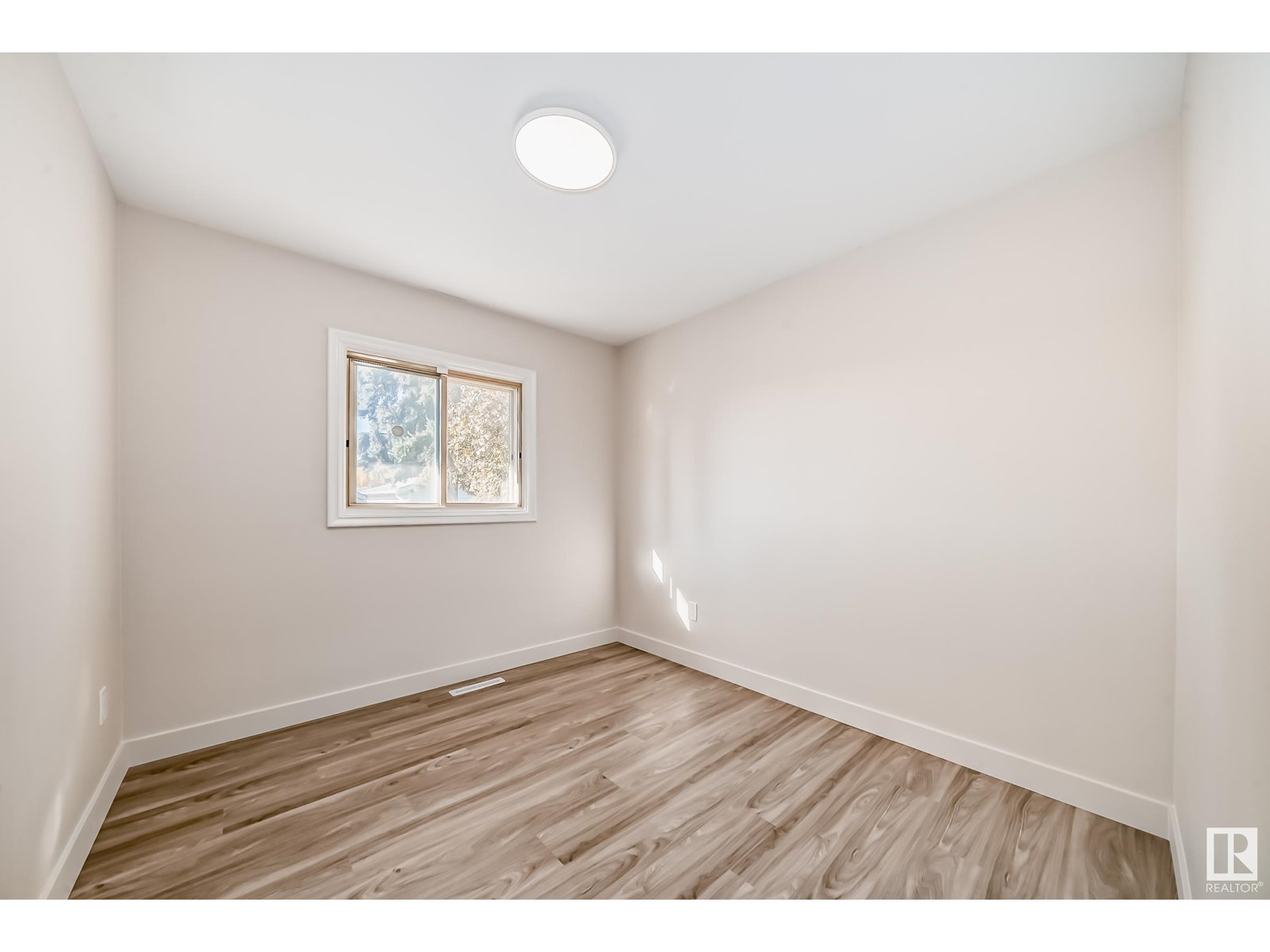 13124 83 ST NW, Edmonton