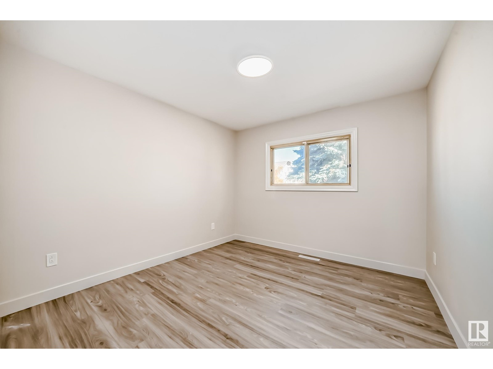 13124 83 ST NW, Edmonton