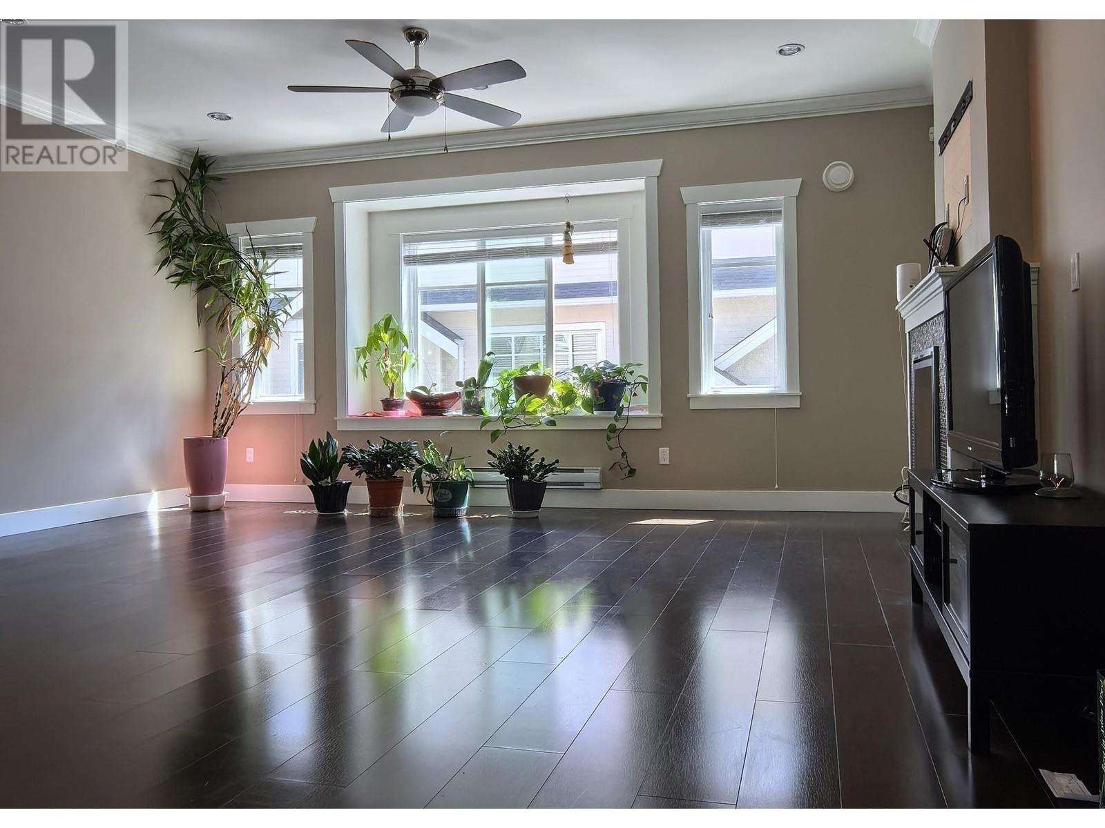 Photo 7 of 3 12351 No 2 Road, Richmond BC