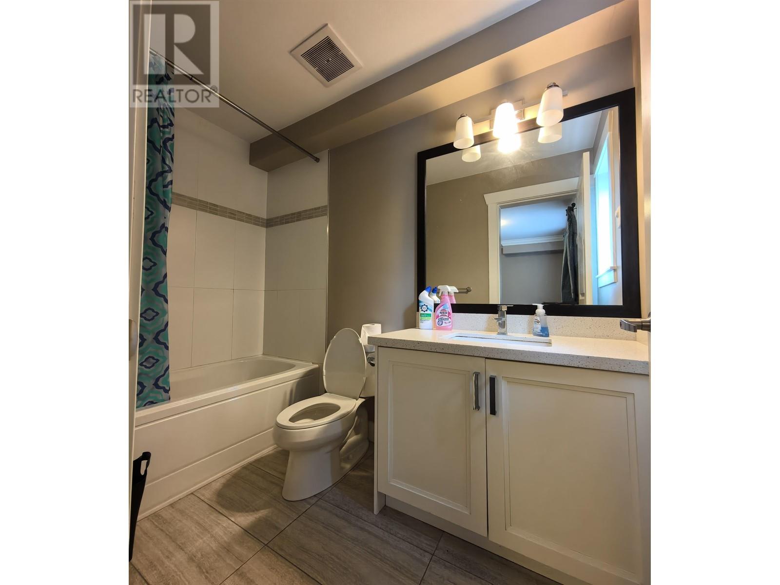 Photo 6 of 3 12351 No 2 Road, Richmond BC