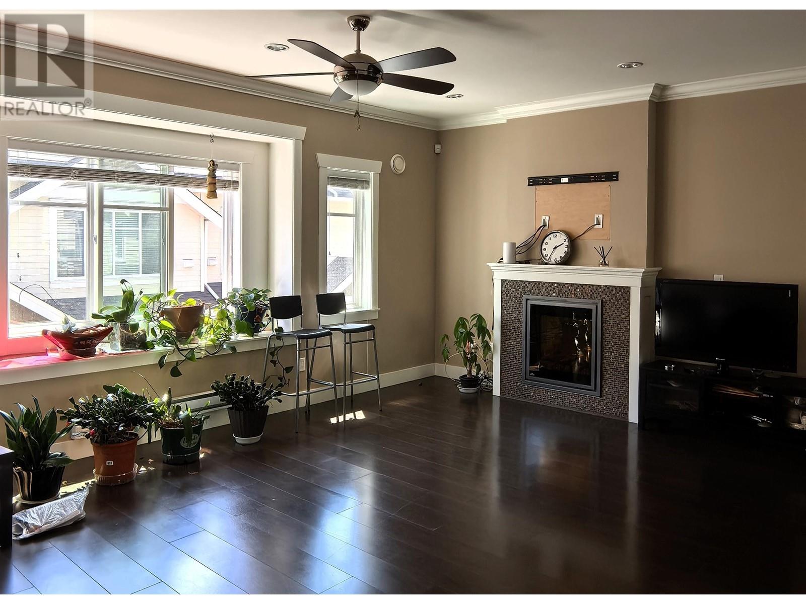 Photo 8 of 3 12351 No 2 Road, Richmond BC