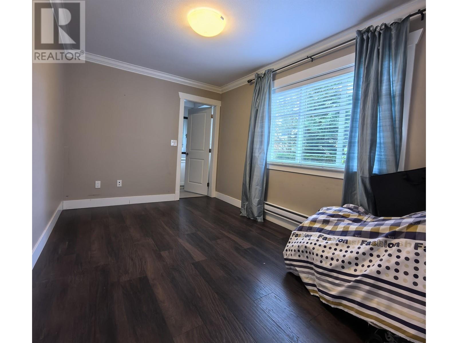Photo 5 of 3 12351 No 2 Road, Richmond BC