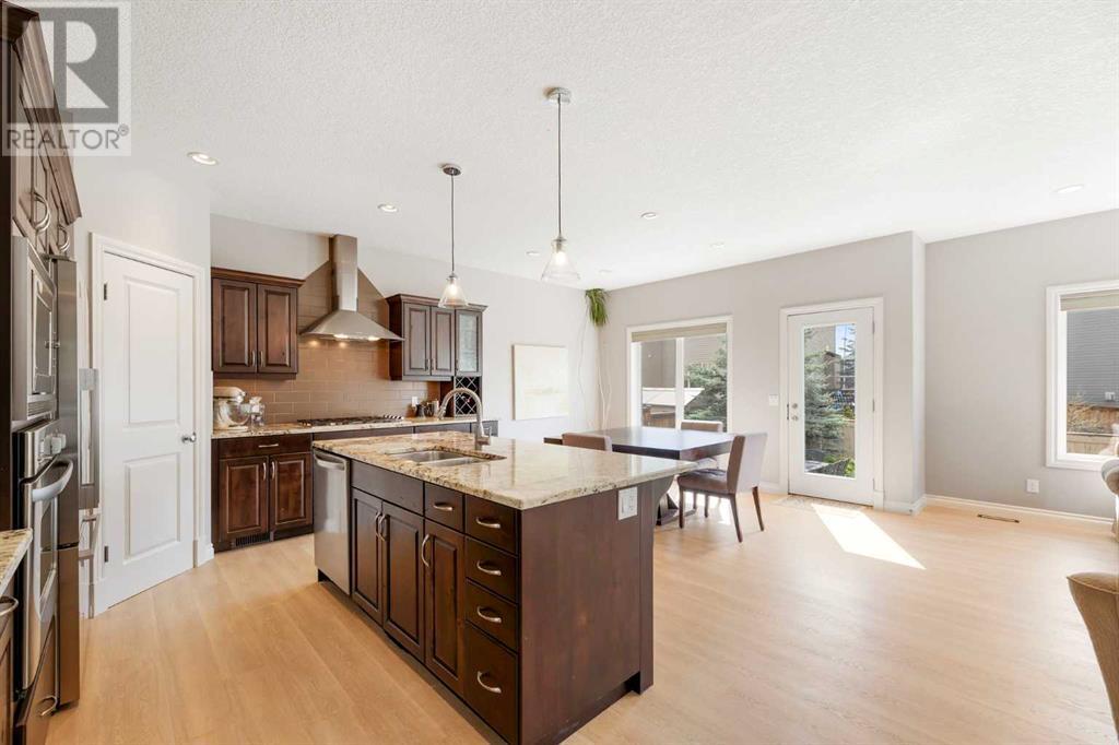 15 West Pointe Way, Cochrane