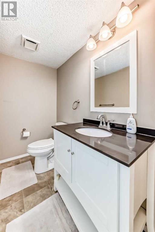 Single Family House for Sale in  Pinemill Mews NE Pineridge Calgary 