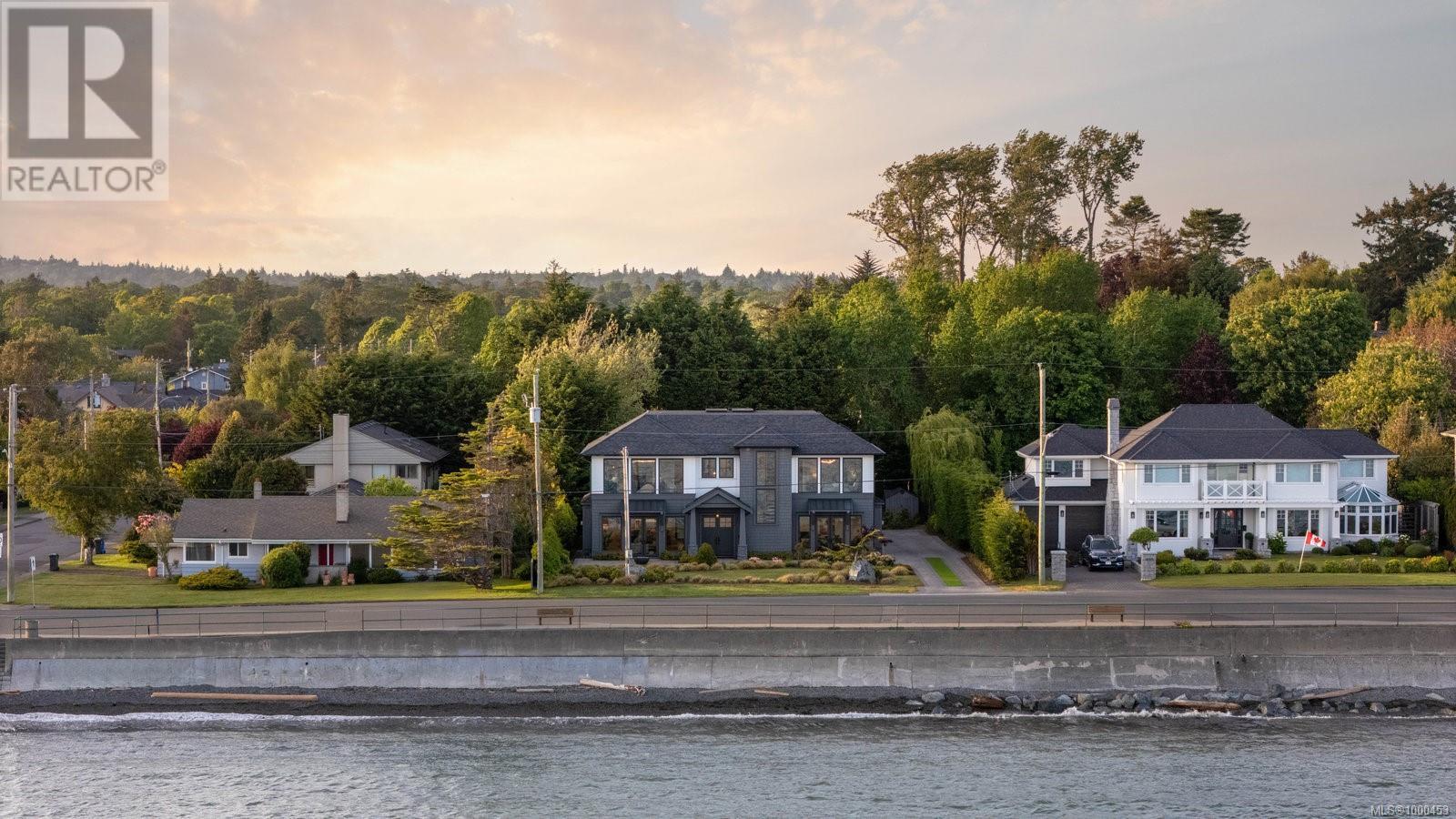 Photo 50 of 418 Beach Dr, Oak Bay BC