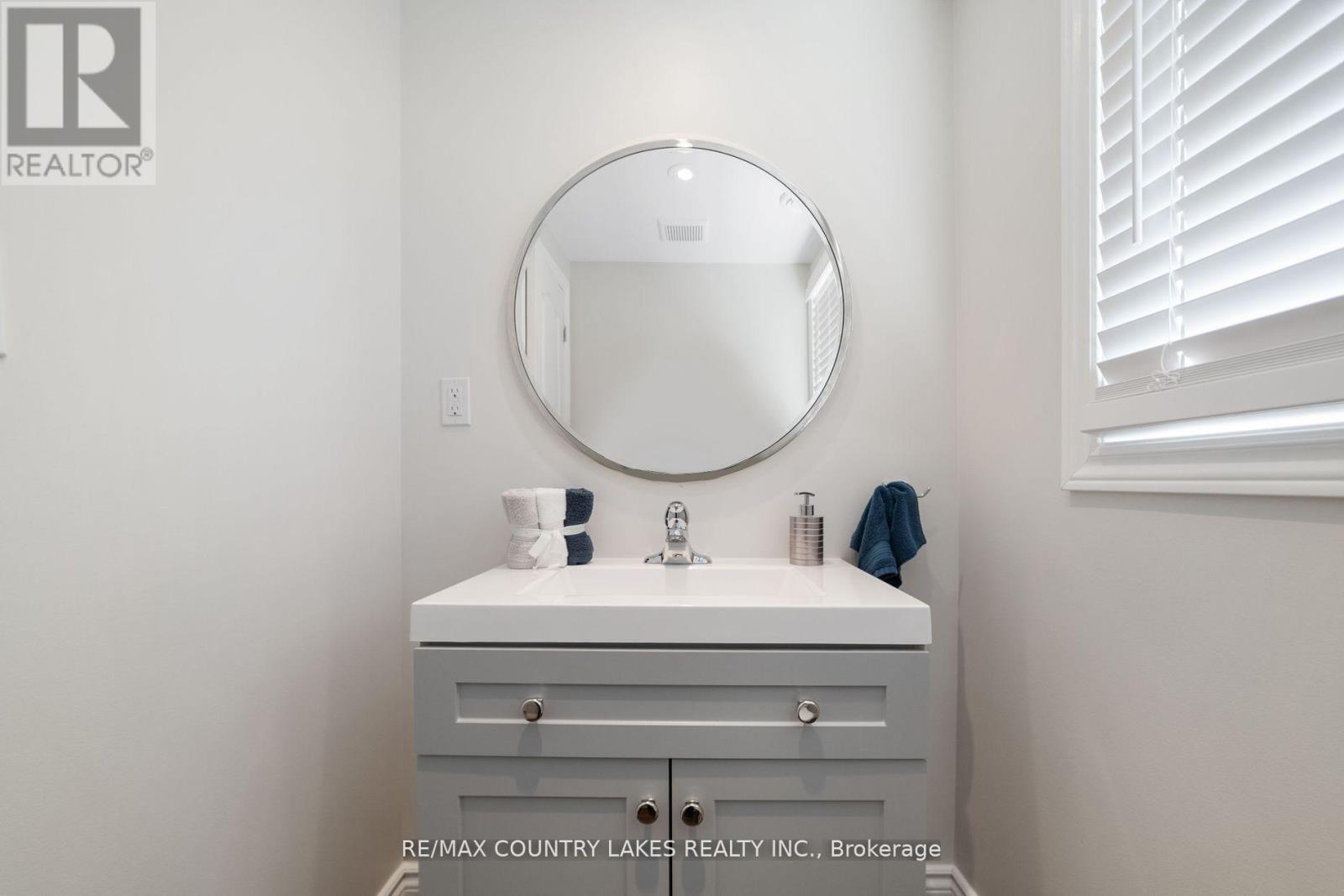 Photo 33 of 22 100 Laguna Parkway, Ramara ON