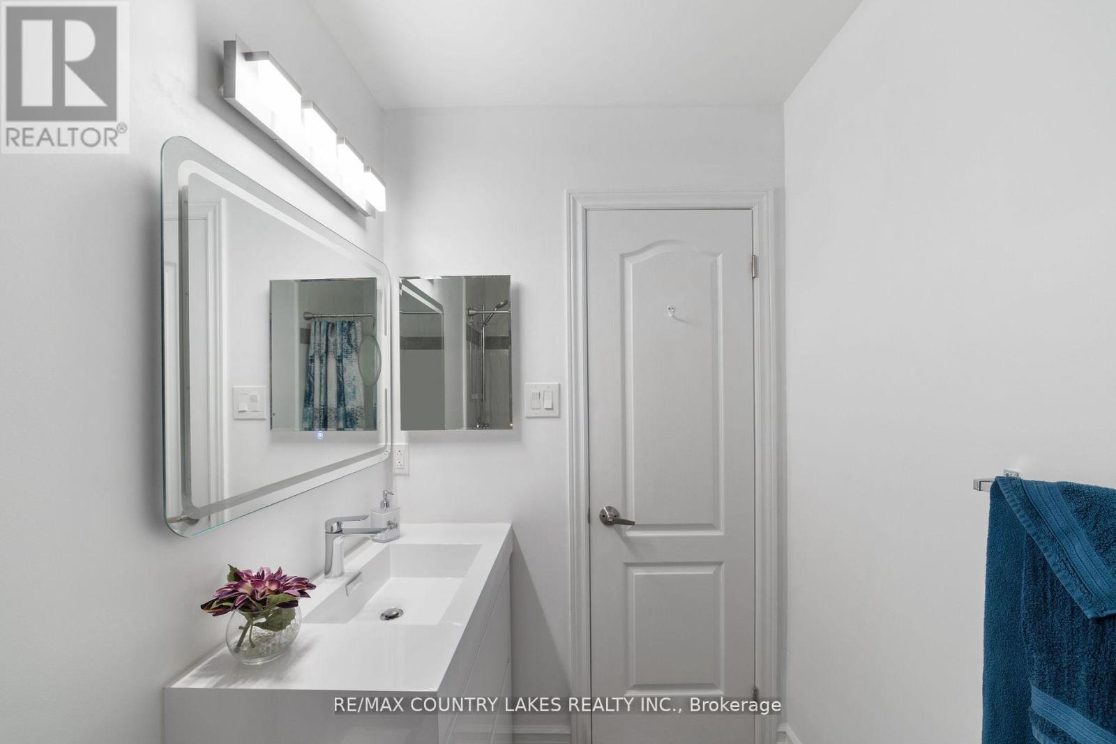Photo 36 of 22 100 Laguna Parkway, Ramara ON