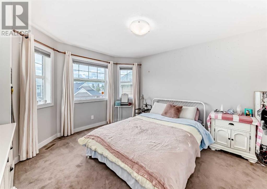 18 Ridge View Place, Cochrane