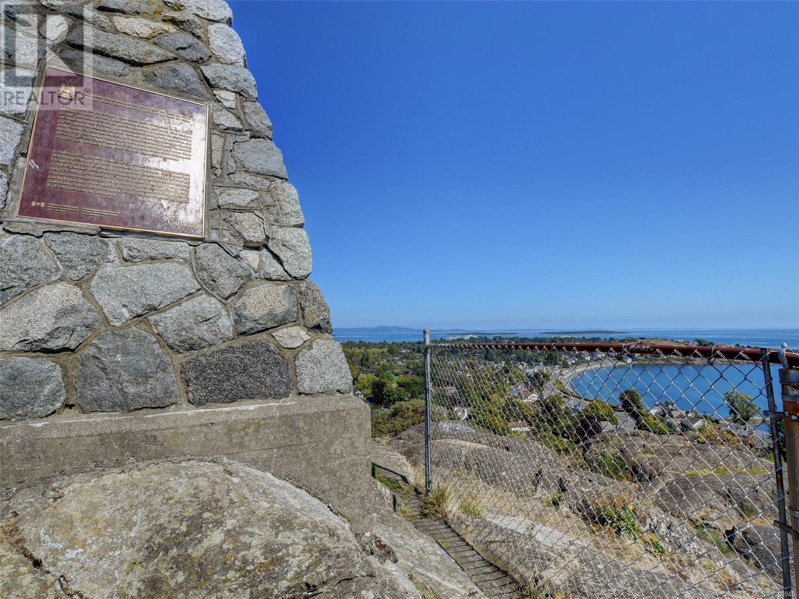  149 Barkley Terrace, Oak Bay