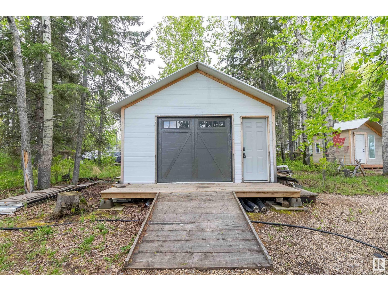 Photo 27 of 118 4 St W, Rural Wetaskiwin County AB