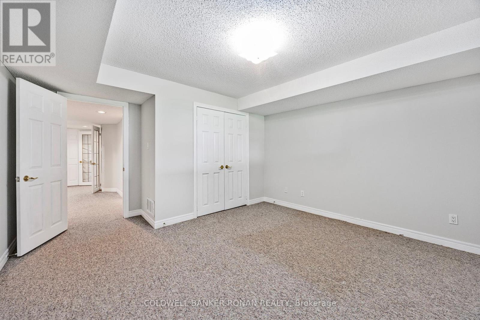 Photo 41 of 9 8 Malibu Manor W, New Tecumseth ON