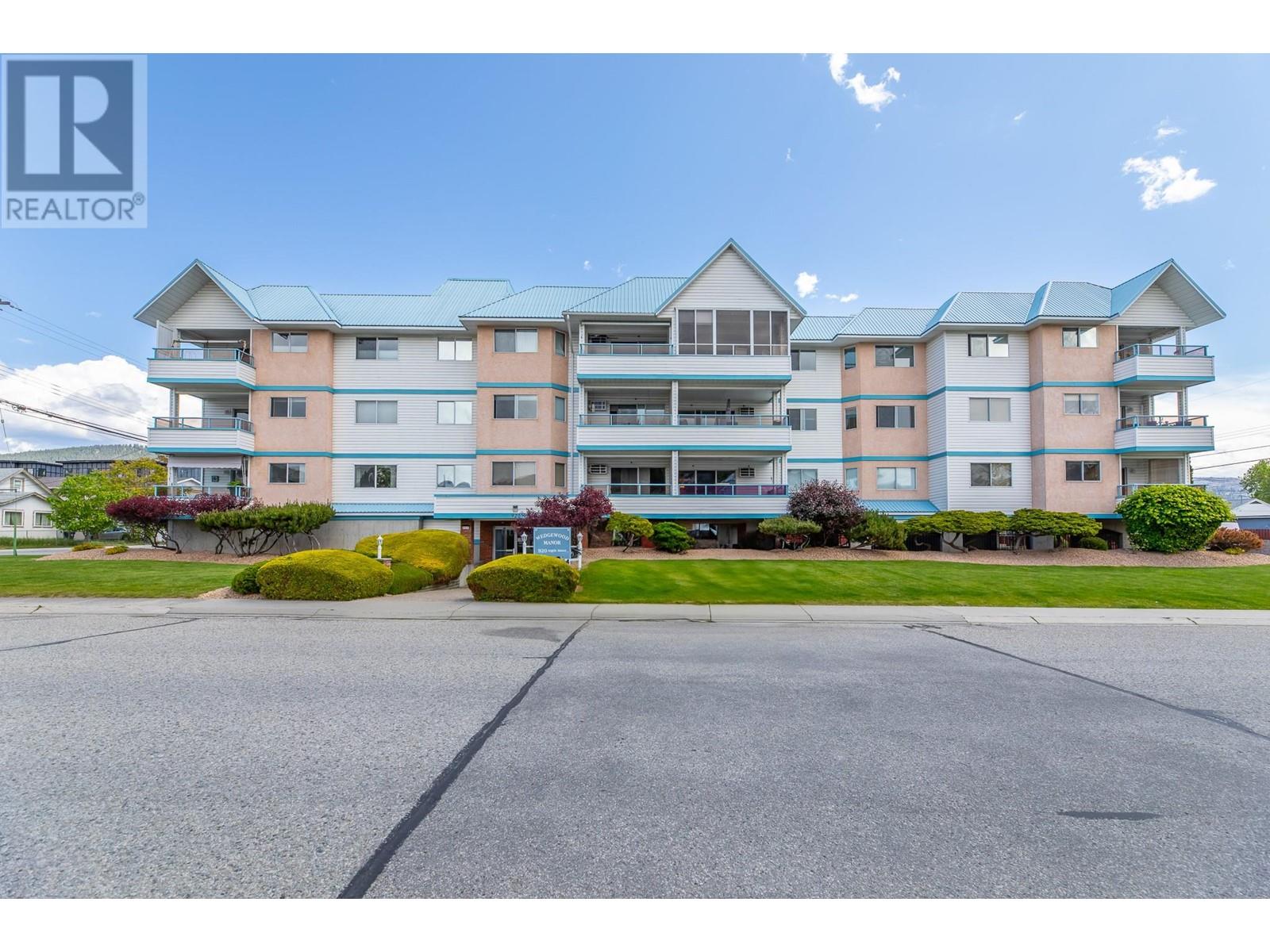 #206 920 ARGYLE STREET - Image 21