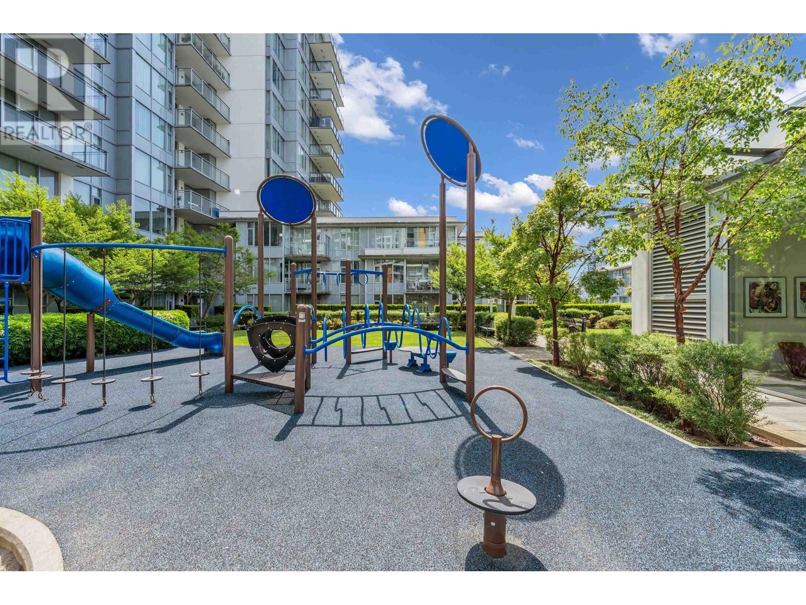 Photo 8 of 1106 8688 Hazelbridge Way, Richmond BC