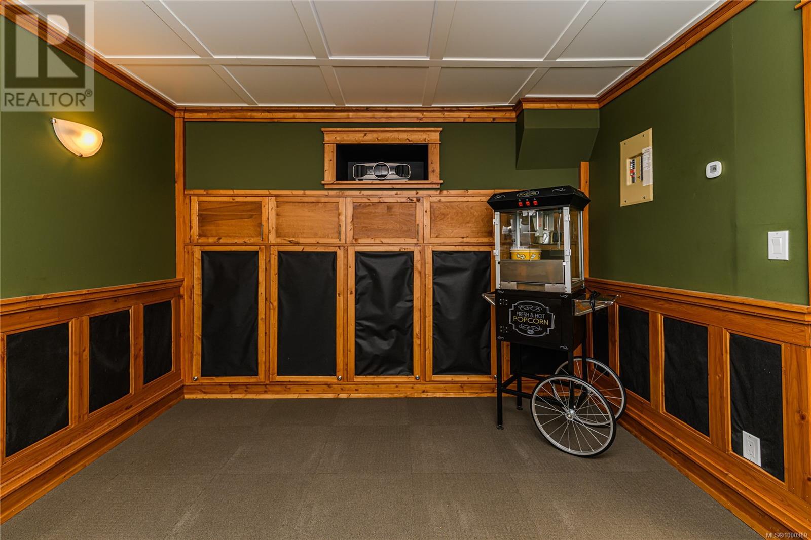  200 Wilkie Way, Salt Spring