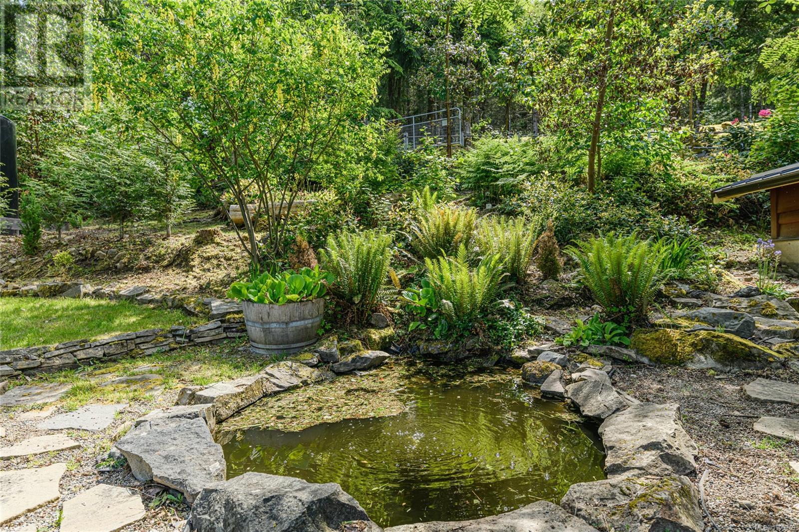 200 Wilkie Way, Salt Spring