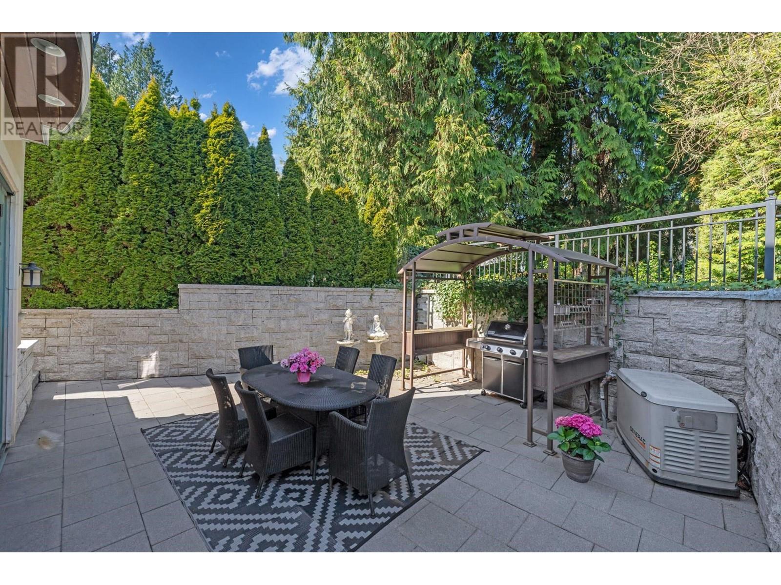 4348 ERWIN DRIVE, West Vancouver